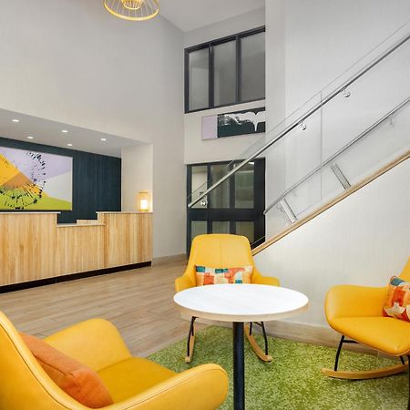 Spark By Hilton Brockville Esterno foto