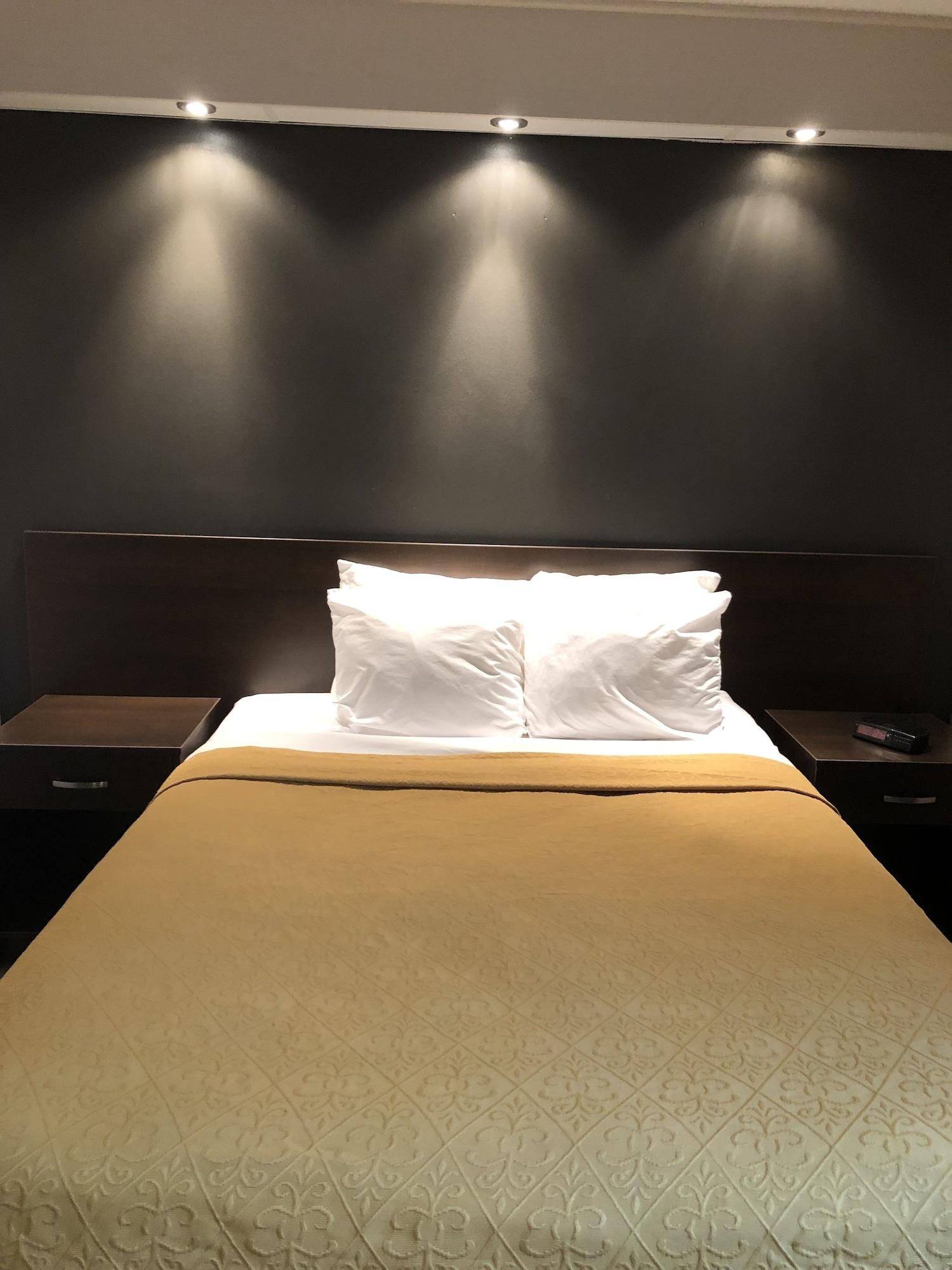 Spark By Hilton Brockville Esterno foto