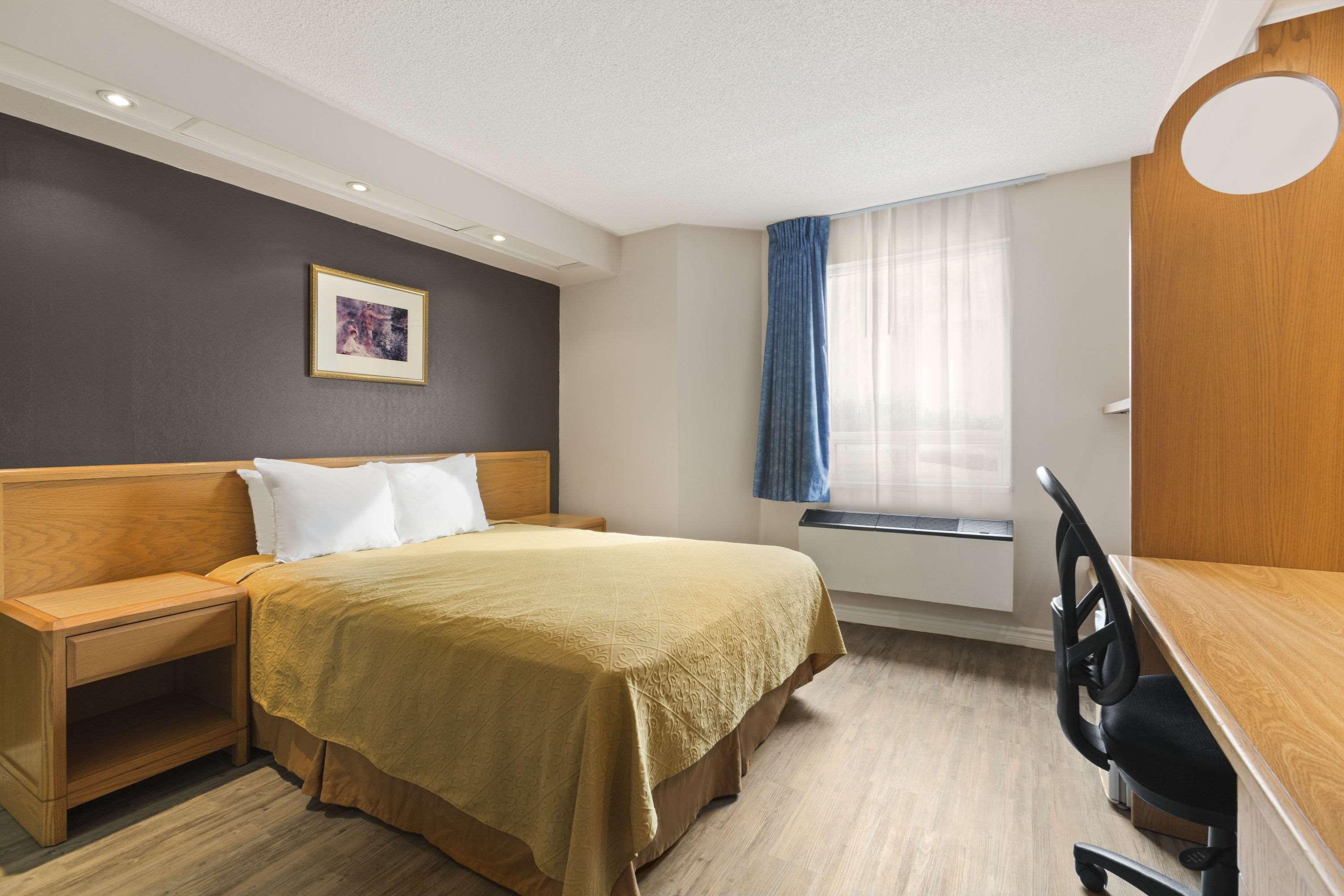 Spark By Hilton Brockville Esterno foto
